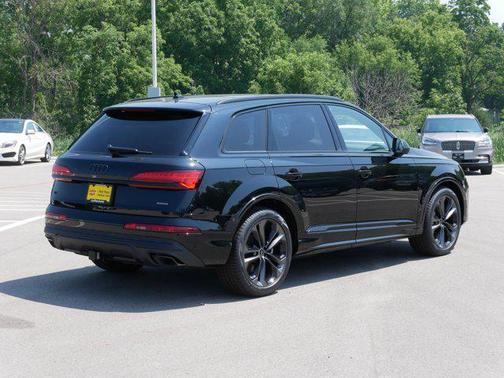 2025 Audi Q7 55 Premium Plus