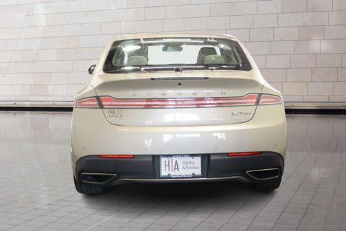 2017 Lincoln MKZ Base