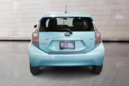 2013 Toyota Prius c Three