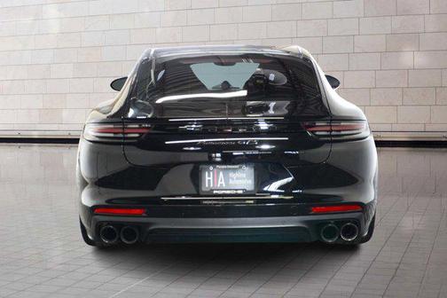 2020 Porsche Panamera GTS