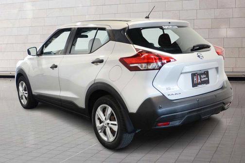 2020 Nissan Kicks S