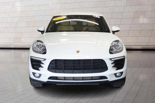 2017 Porsche Macan Base