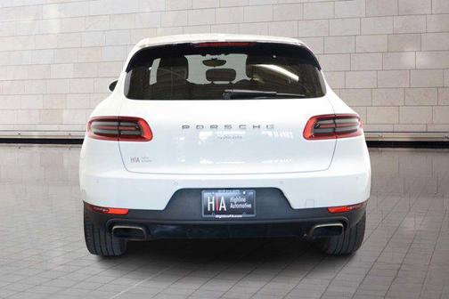 2017 Porsche Macan Base