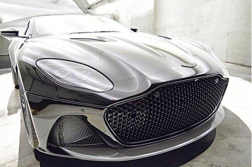 2022 Aston Martin DBS Superleggera