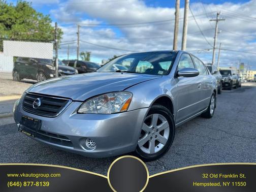 Gray 2004 Nissan Altima 2.5 S