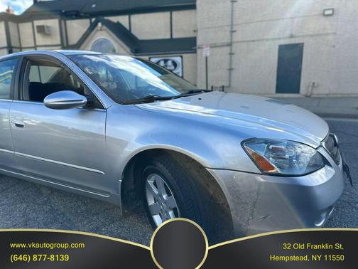 Gray 2004 Nissan Altima 2.5 S