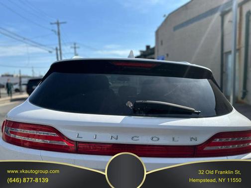 White Platinum Metallic Tri-Coat 2016 Lincoln MKC Select