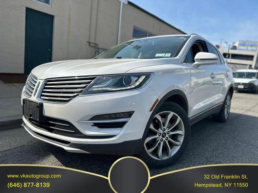 White Platinum Metallic Tri-Coat 2016 Lincoln MKC Select