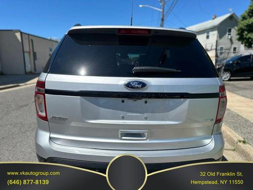 Ingot Silver Metallic 2013 Ford Explorer Limited