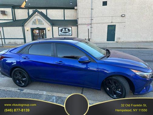 2022 Hyundai ELANTRA SEL