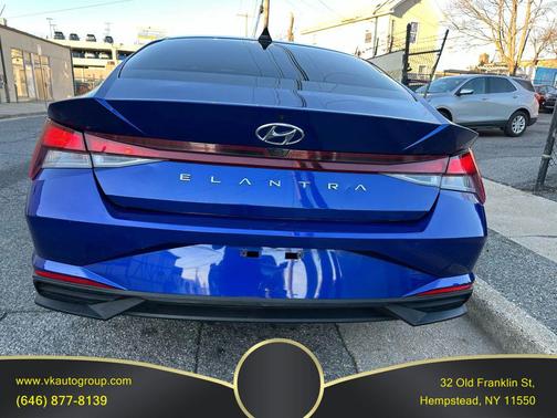 2022 Hyundai ELANTRA SEL