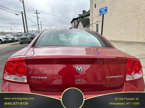 2010 Dodge Charger SE