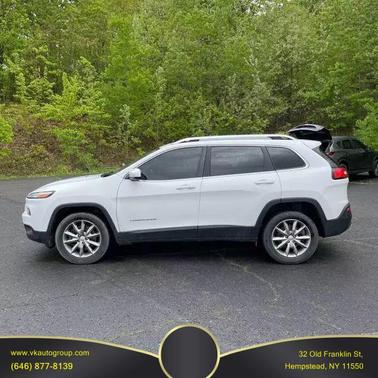 2017 Jeep Cherokee Sport