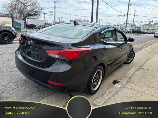 2014 Hyundai ELANTRA SE