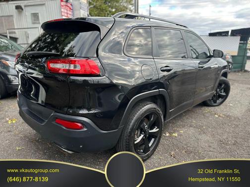 2015 Jeep Cherokee Sport