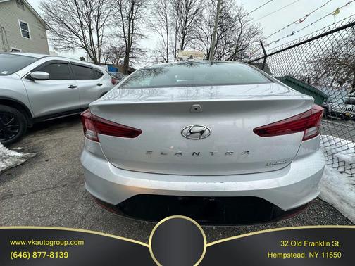 2020 Hyundai ELANTRA Limited