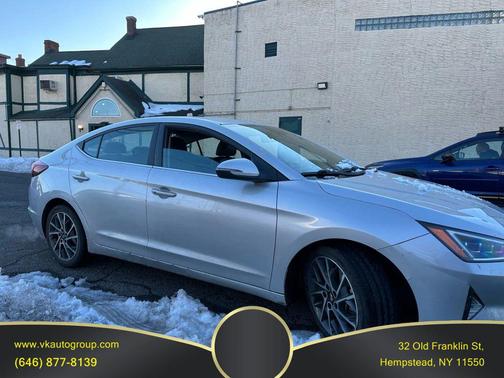 2020 Hyundai ELANTRA Limited