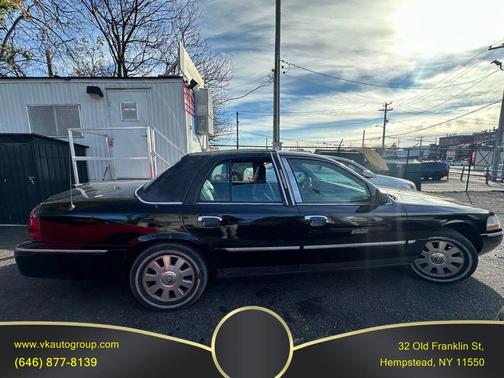 2005 Mercury Grand Marquis 