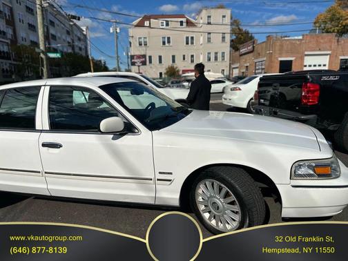 2010 Mercury Grand Marquis 