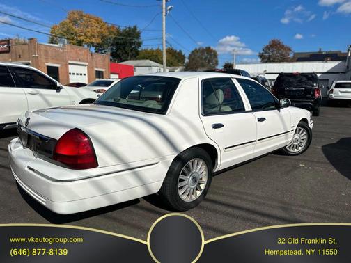 2010 Mercury Grand Marquis 