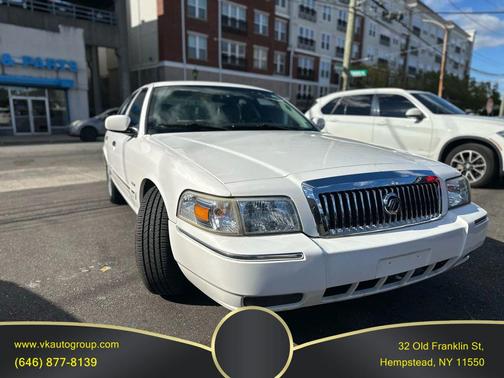 2010 Mercury Grand Marquis 