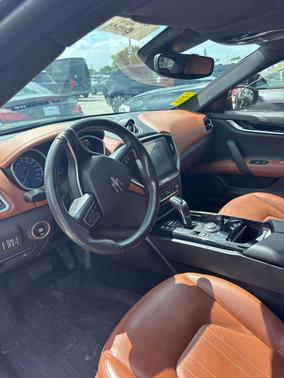 Grigio 2020 Maserati Ghibli