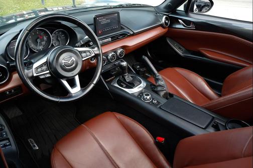 2019 Mazda MX-5 Miata RF Grand Touring