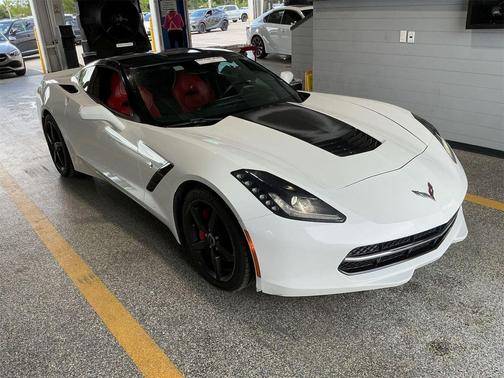 Arctic White 2014 Chevrolet Corvette Stingray Base