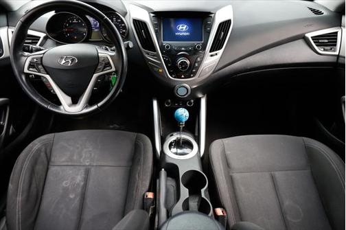 2017 Hyundai Veloster Base