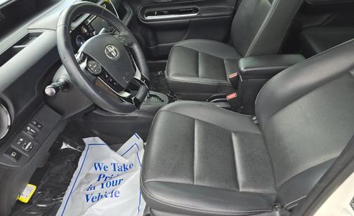 2018 Toyota Prius c Four