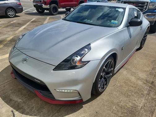 2015 Nissan 370Z NISMO