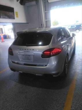 2013 Porsche Cayenne GTS