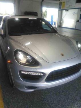 2013 Porsche Cayenne GTS