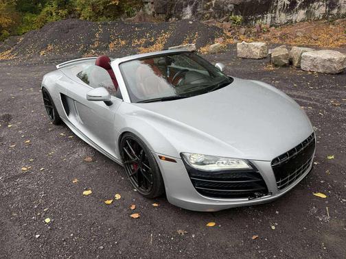 2011 Audi R8 5.2 quattro Spyder