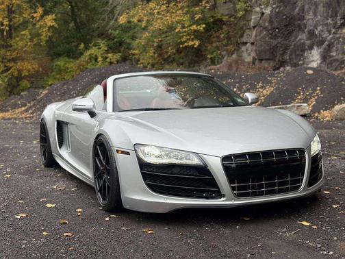 2011 Audi R8 5.2 quattro Spyder