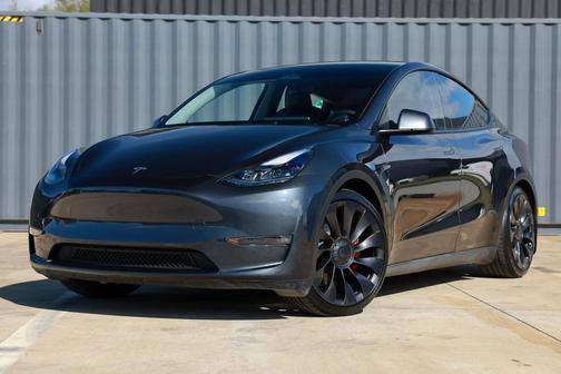 2024 Tesla Model Y Performance Dual Motor All-Wheel Drive