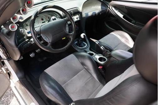 2004 Ford Mustang SVT Cobra