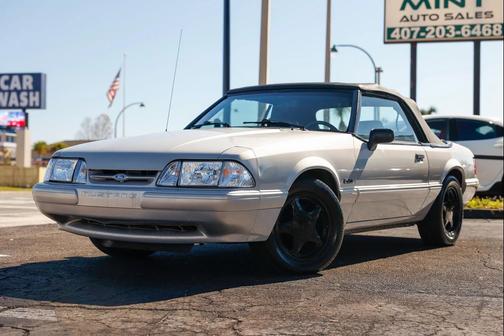 1992 Ford Mustang LX 5.0L Sport