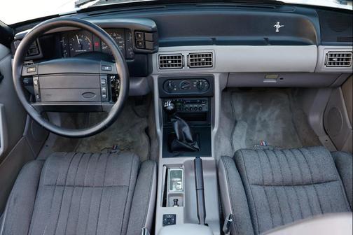 1992 Ford Mustang LX 5.0L Sport