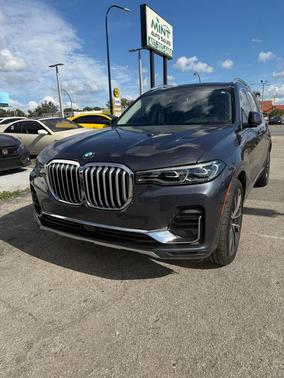 2019 BMW X7 xDrive40i