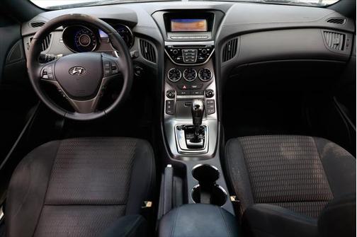 2015 Hyundai Genesis Coupe 3.8 Base