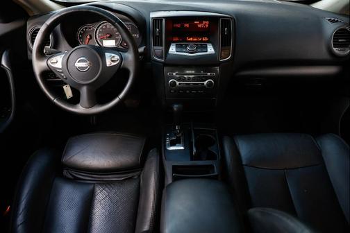 2014 Nissan Maxima S