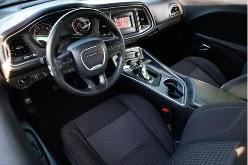 2017 Dodge Challenger SXT