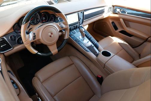 2011 Porsche Panamera Turbo