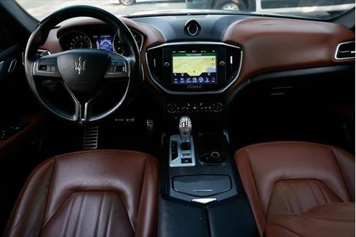2016 Maserati Ghibli Base