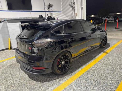 2018 Ford Focus ST