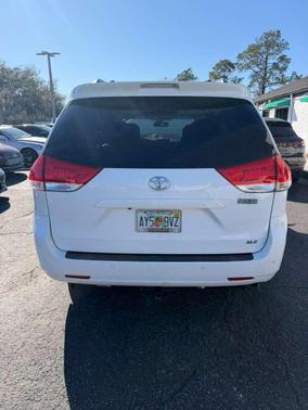 2012 Toyota Sienna XLE