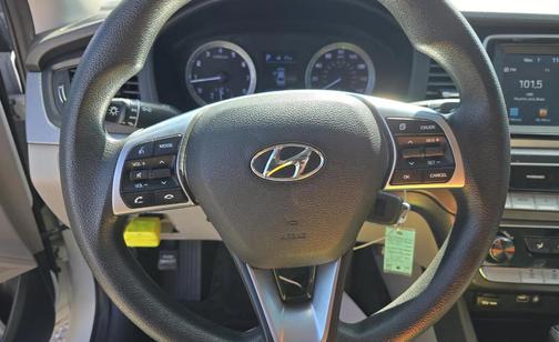 2019 Hyundai SONATA Sport