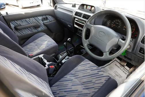 1999 Toyota Land Cruiser Base