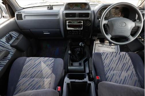 1999 Toyota Land Cruiser Base